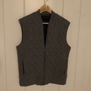 Banana Republic quilted knit vest - charcoal Heather